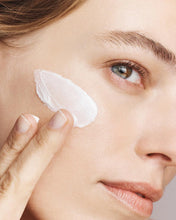 Load image into Gallery viewer, Daily Moisturiser Hydrating | 50 ml - Alexia Makeup • Hair • Beauty