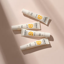 Load image into Gallery viewer, SIMKA Lip Therapy SPF 15 - Alexia Makeup • Hair • Beauty
