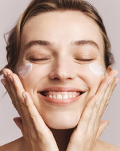 Load image into Gallery viewer, Daily Moisturiser Combination | 50 ml - Alexia Makeup • Hair • Beauty

